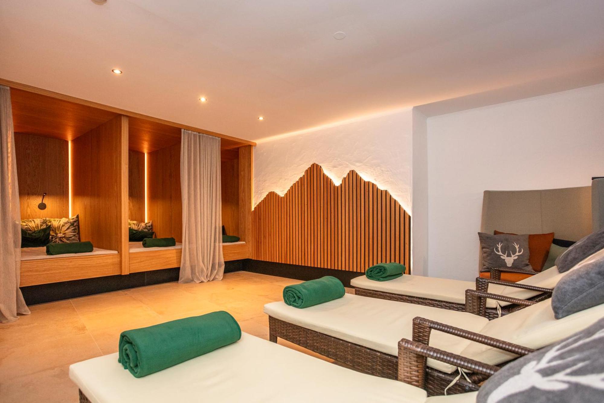 Hotel Oberwirt - Nahe An Saalbach Und Zell Am See, Viehhofen Sommercard Bagian luar foto