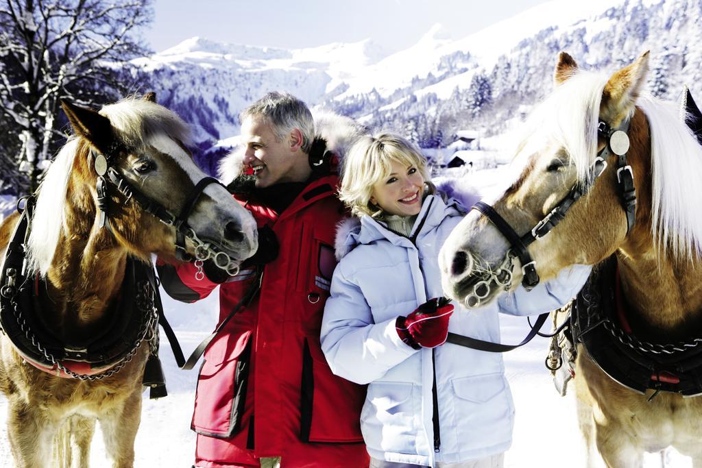 Hotel Oberwirt - Nahe An Saalbach Und Zell Am See, Viehhofen Sommercard Bagian luar foto